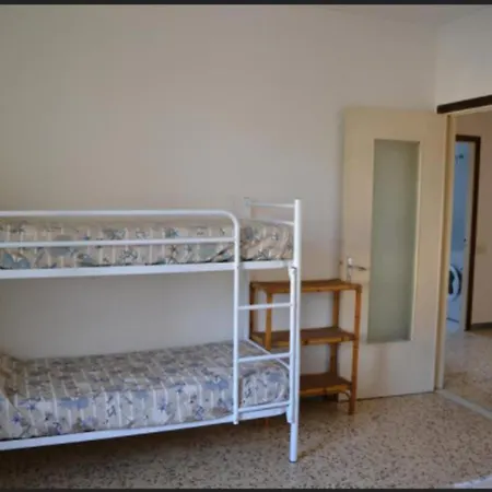 6 Apartamento Ameglia