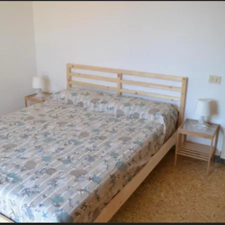 6 Ameglia
